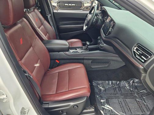 White Knuckle Clearcoat 2025 Dodge Durango GT Plus