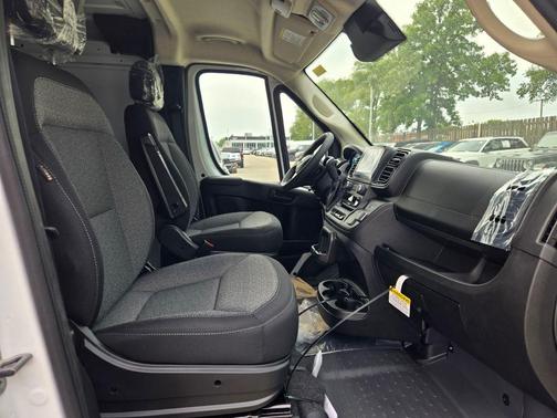 2026 RAM ProMaster 1500 Low Roof