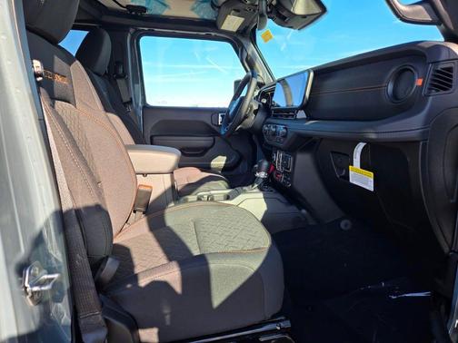 2026 Jeep Gladiator Mojave 4x4