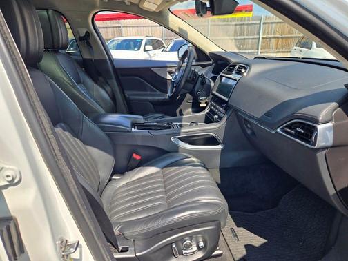 2020 Jaguar F-PACE Portfolio P300 AWD Automatic