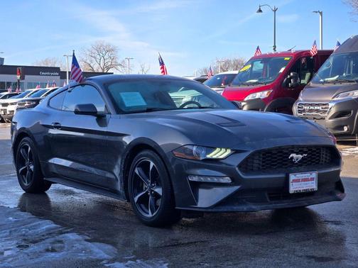 2020 Ford Mustang EcoBoost