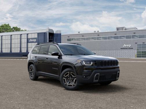 Diamond Black Crystal Pearlcoat 2026 Jeep Cherokee Laredo 4x4