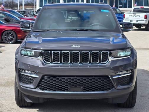 Baltic Gray Metallic Clearcoat 2024 Jeep Grand Cherokee Limited