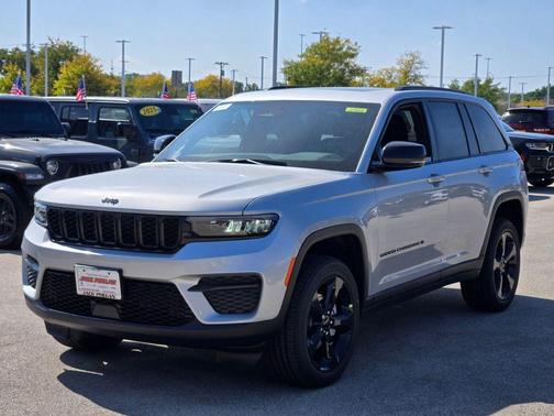 2025 Jeep Grand Cherokee Altitude