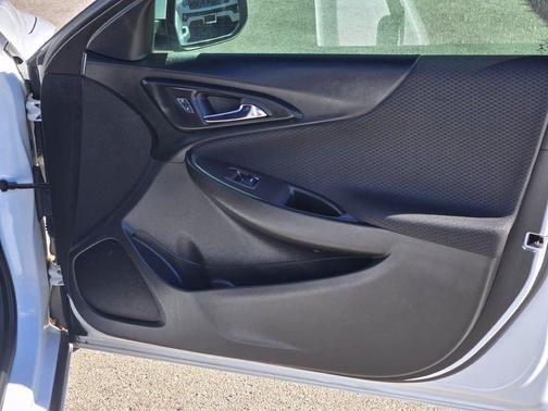 2021 Chevrolet Malibu FWD RS