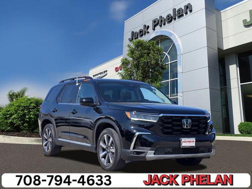 Crystal Black Pearl 2025 Honda Pilot Elite