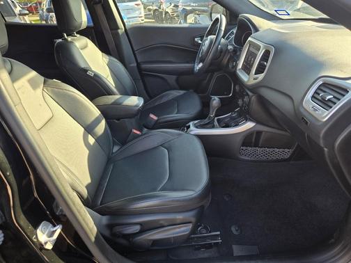 2021 Jeep Compass 80th Special Edition