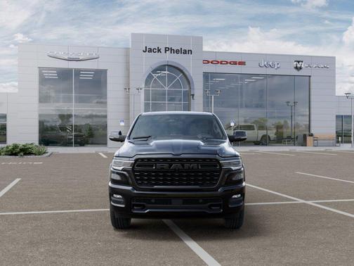Diamond Black Crystal Pearlcoat 2026 RAM 1500 Limited