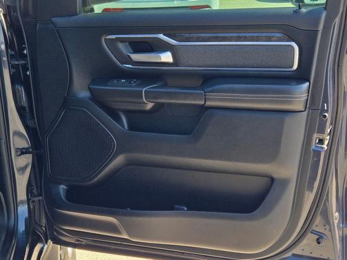 Maximum Steel Metallic Clearcoat 2019 RAM 1500 Big Horn