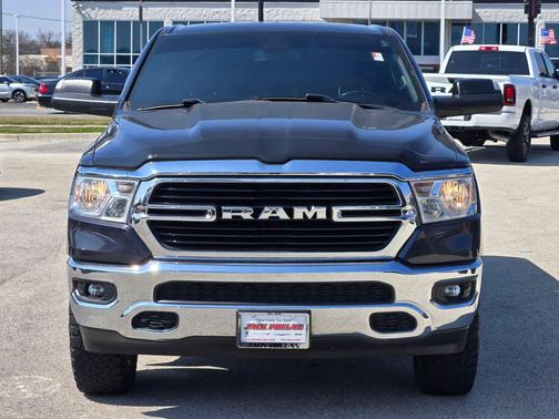 Maximum Steel Metallic Clearcoat 2019 RAM 1500 Big Horn
