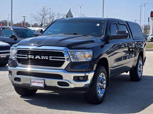 Maximum Steel Metallic Clearcoat 2019 RAM 1500 Big Horn