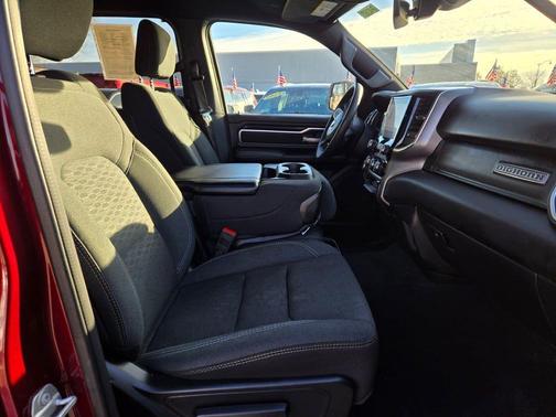 Delmonico Red Pearlcoat 2025 RAM 1500 Big Horn/Lone Star