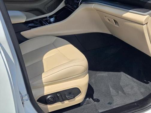 2023 Jeep Grand Cherokee Limited X