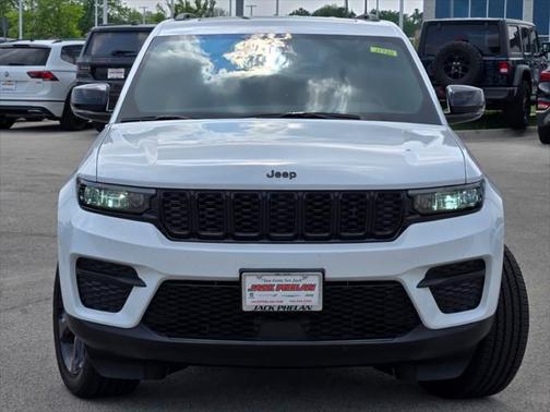 2025 Jeep Grand Cherokee Altitude