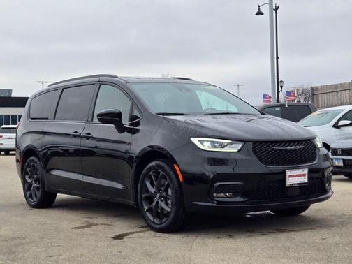 2026 Chrysler Pacifica Limited