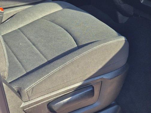 2024 RAM 1500 Classic Warlock Crew Cab 4x4 5'7' Box