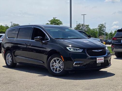 2025 Chrysler Pacifica L