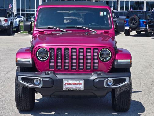 Tuscadero Pearlcoat 2021 Jeep Wrangler Unlimited Sahara