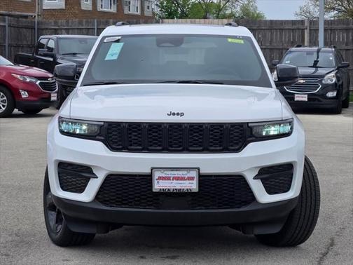 2025 Jeep Grand Cherokee Altitude