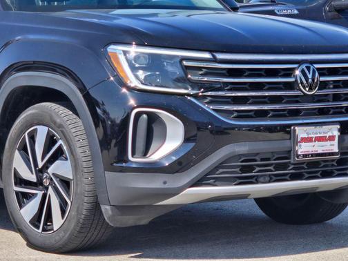 2025 Volkswagen Atlas 2.0T SE w/Technology 4MOTION