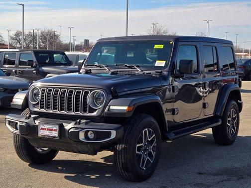 2026 Jeep Wrangler 4-Door Sahara 4x4