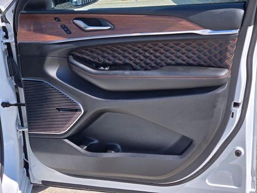 2022 Jeep Grand Cherokee 4xe Summit