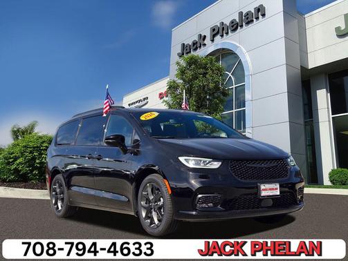 2026 Chrysler Pacifica L