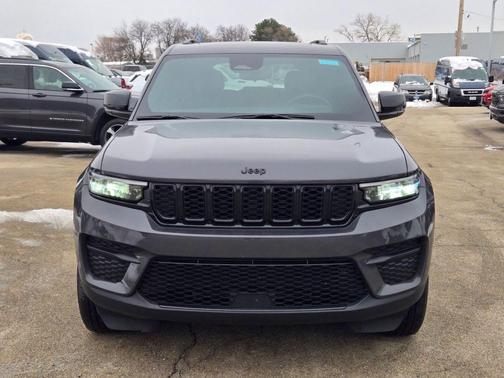 2024 Jeep Grand Cherokee Altitude