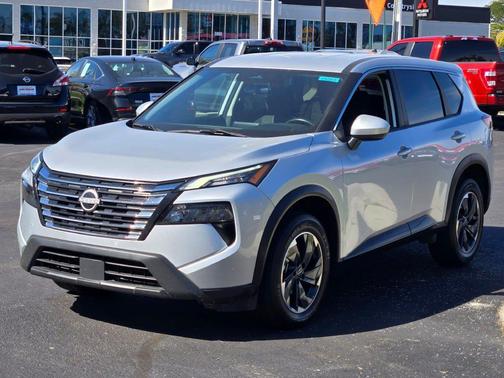 Brilliant Silver Metallic 2024 Nissan Rogue SV