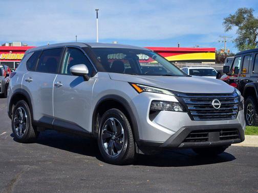 Brilliant Silver Metallic 2024 Nissan Rogue SV