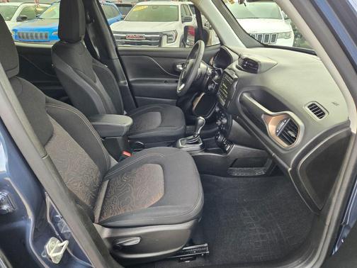 2023 Jeep Renegade Upland