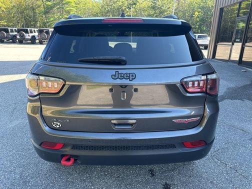 2021 Jeep Compass Trailhawk