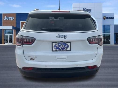 Bright White Clearcoat 2025 Jeep Compass Limited