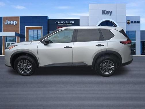 Brilliant Silver Metallic 2024 Nissan Rogue S