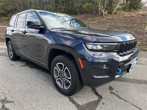 2022 Jeep Grand Cherokee 4xe Trailhawk