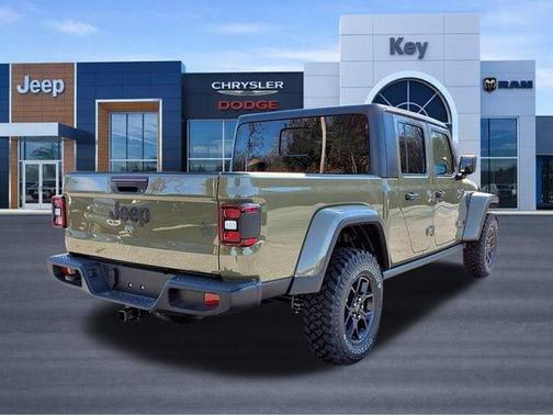 2026 Jeep Gladiator Sport