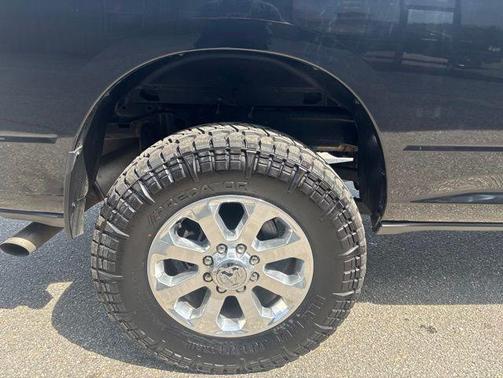 Diamond Black 2023 RAM 2500 Big Horn