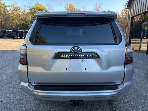 2024 Toyota 4Runner TRD Off Road