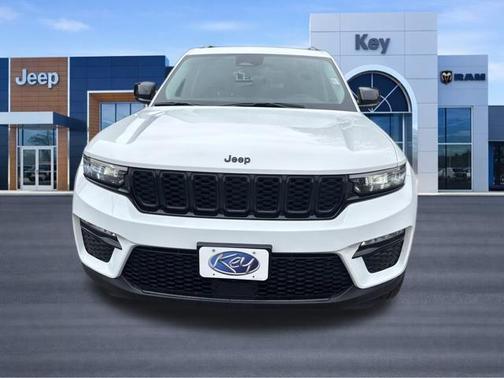 Bright White Clearcoat 2023 Jeep Grand Cherokee Limited