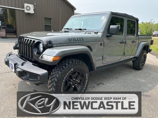2021 Jeep Gladiator Sport