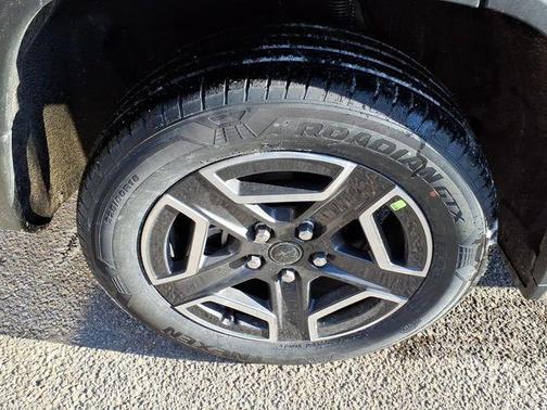 2026 Jeep Cherokee LAREDO/LIMITED