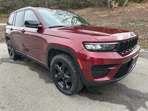 2023 Jeep Grand Cherokee Altitude