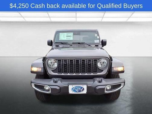 2025 Jeep Gladiator Sport