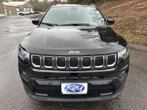 2024 Jeep Compass Latitude Lux