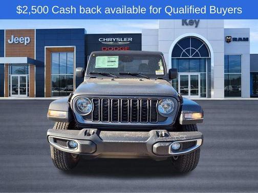Granite Crystal Clearcoat Metallic 2026 Jeep Gladiator Sport