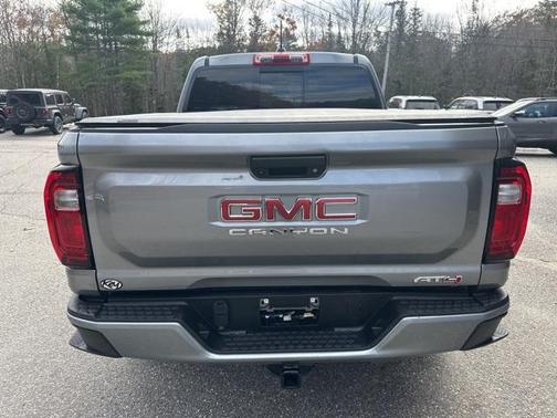 2023 GMC Canyon AT4