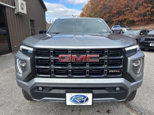 2023 GMC Canyon AT4