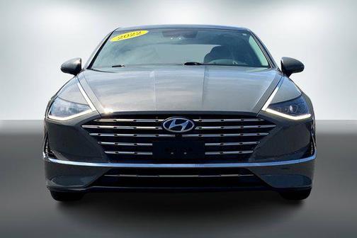2022 Hyundai SONATA Hybrid Limited