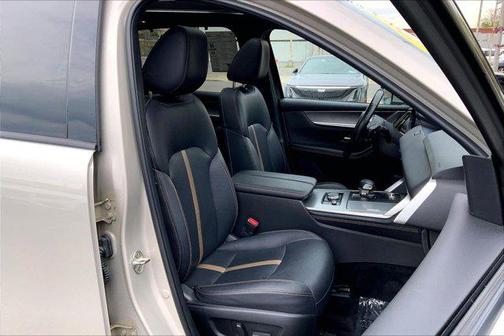 Platinum Quartz 2024 Mazda CX-90 PHEV Premium Plus