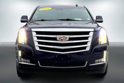 2019 Cadillac Escalade ESV Luxury
